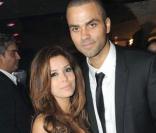 Eva Longoria et Tony Parker arrivent au Queen le 21/09/09