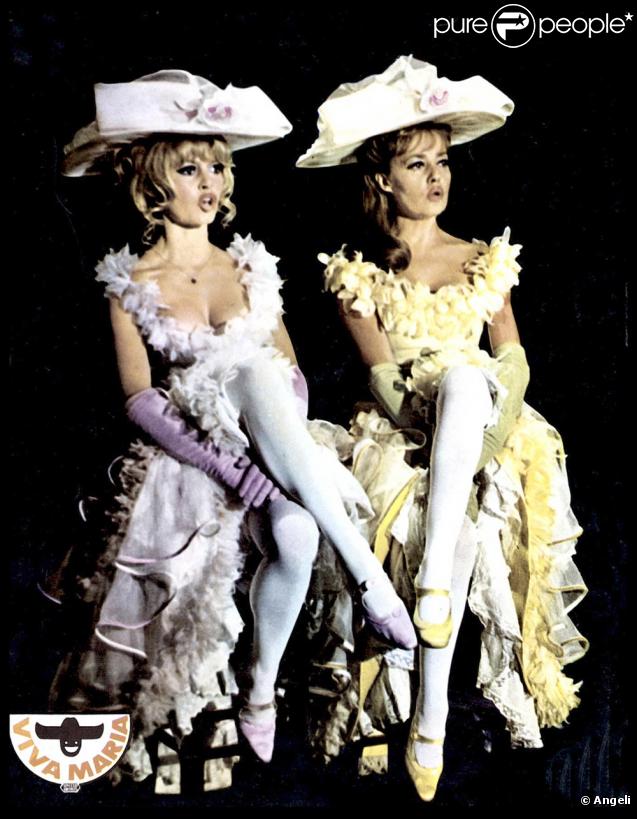 Brigitte Bardot avec Jeanne Moreau dans le film Viva Maria