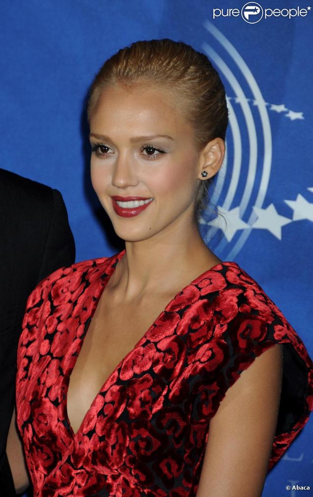 Jessica Alba à la réception de Bill Clinton à New York le 23/09/09