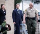 Mel Gibson quitte le tribunal de Los Angeles le 13/02/08