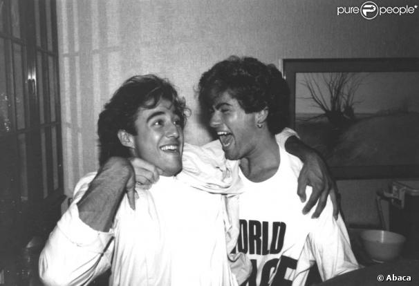 Andrew Ridgeley et George Michael du groupe Wham ! dans les années 80