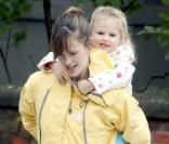  Jennifer Garner et sa fille Violet à Boston (27 septembre 2009) 