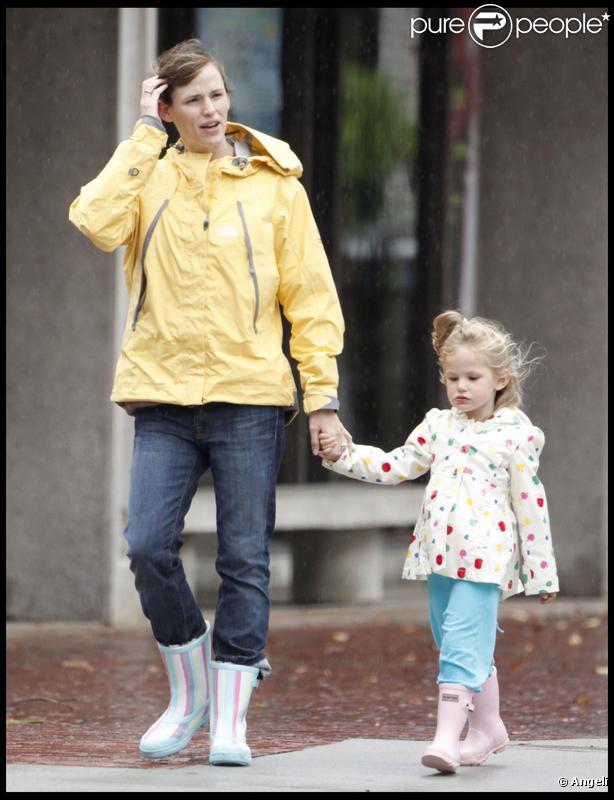  Jennifer Garner et sa fille Violet à Boston (27 septembre 2009) 