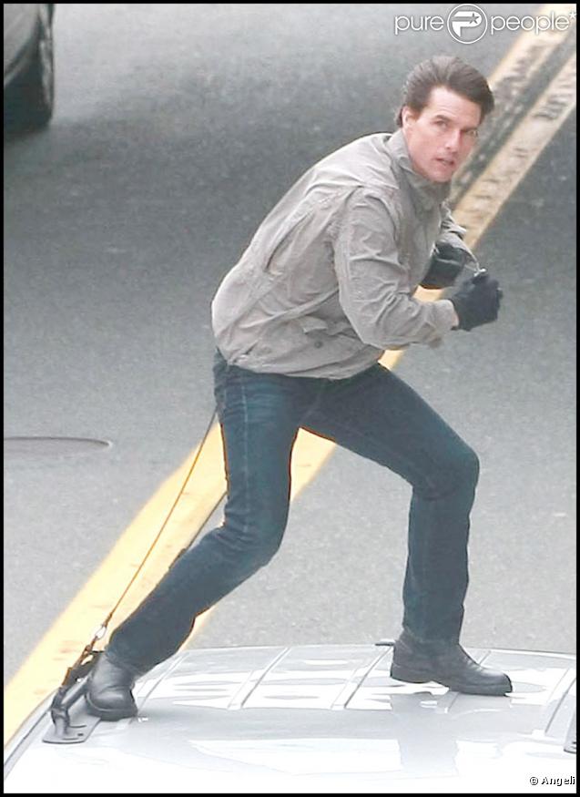 Tom Cruise fait une cascade sur le tournage de son film Wichita (2 octobre 2009)