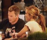 Audrina Patridge dîne avec un mystérieux inconnu à Beverly Hills le 2 octobre 2009