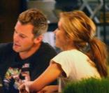 Audrina Patridge dîne avec un mystérieux inconnu à Beverly Hills le 2 octobre 2009