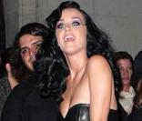 Katy Perry ultra sexy et stylé pour le défilé YSL 