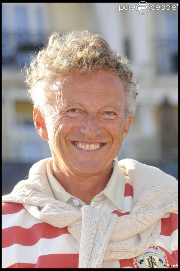 Nelson Monfort au 16 ème Festival Epona dans l'hippodrome de Cabourg le 11 octobre 2009 