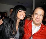 Emilie et Paul-Loup Sulitzer, à l'occasion des 32 ans de la marque de haute-fourrure Sam-Rone, au Sam-Rone's Space, à Paris, le 14 octobre 2009 !