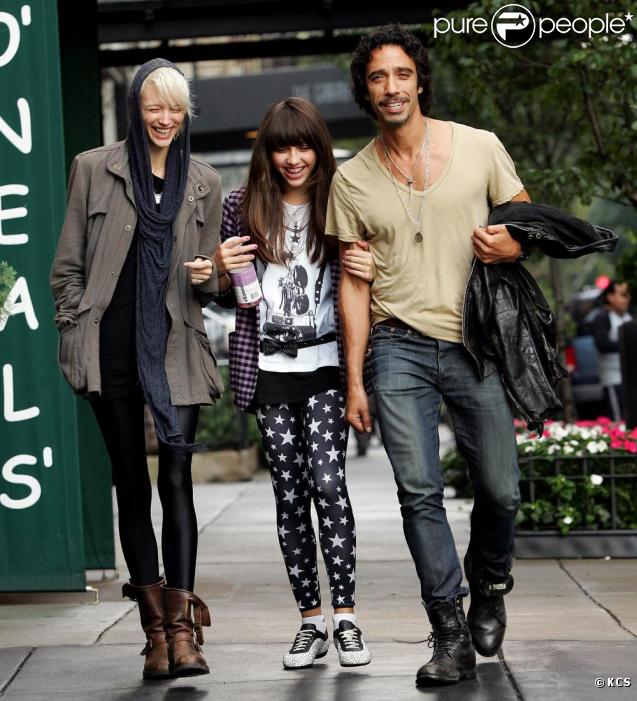 Lourdes Leon : elle est désormais joliment frangée ! 