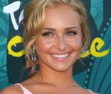 Hayden Panettiere, ravissante sur tapis rouge !