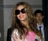 Beyoncé arrive à Séoul, le 19 octobre. Elle arbore une allure sexy à souhait !