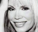 Le livre d'Amanda Lear sortira le 5 novembre 2009