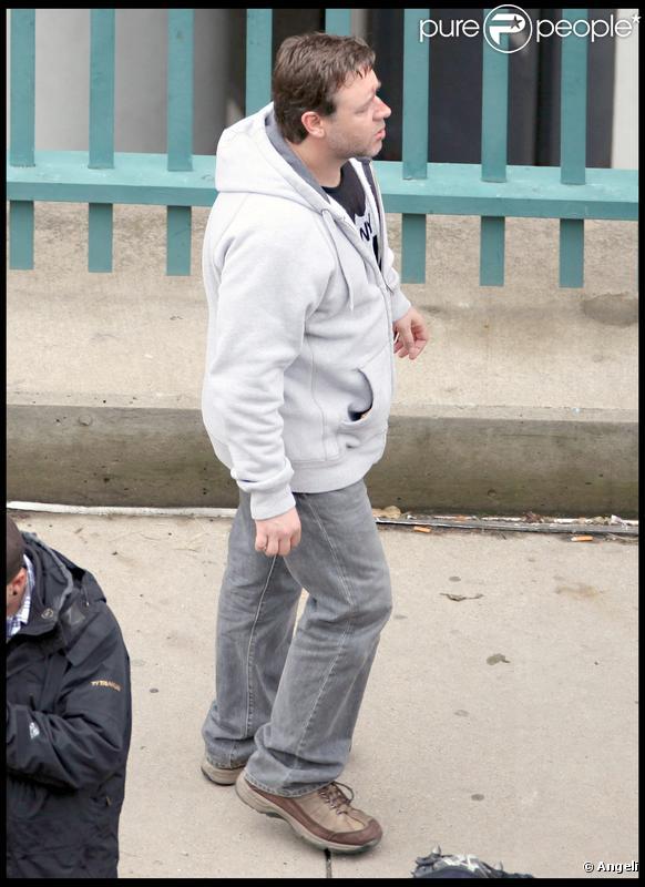 Russell Crowe sur le tournage de The Next Three Days à Pittsburgh le 9 octobre 2009