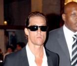 Matthew McConaughey, le 25 septembre 2007, à PAris pour le tournage de la pub Dolce & Gabbana