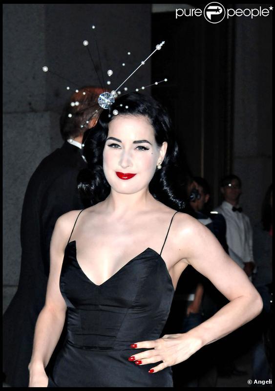 Dita Von Teese à la soirée Night of Stars, à New York.