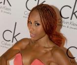 Mia Frye lors de la soirée des 5 ans de Calvin Klein bijoux à Paris le 22 octobre 2009