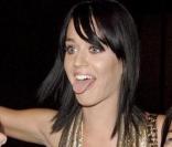 Katy Perry pose avec ses fans à Los Angeles le 23 octobre 2009