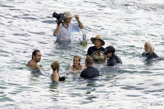 Javier Bardem et Julia Roberts en tournage à Bali le 26/10/09