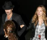 Colin Farrell et Alicja, à l'occasion du concert de U2 et des Black Eyed Peas, dans l'enceinte du Rose Bowl de Pasadena, en Californie, le 25 octobre 2009 !