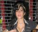 Amy Winehouse : Elle affiche sa nouvelle poitrine... comme un trophée !