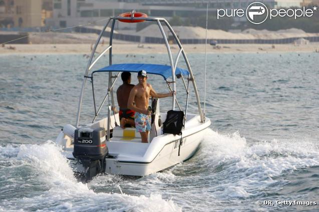 Jenson Button, en vacances farniente à Dubai, le 29 octobre 2009 !