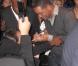 Will Smith improvise une séance de dédicaces... C'était presque lui la star de la soirée !