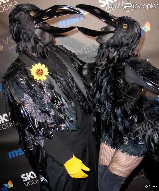 Heidi Klum et Seal ont fait sensation le 31/10/09 pour Halloween déguisés en oiseaux !