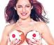 Kelly Brook nous dévoile sa magnifique plastique... pour ses débuts dans 