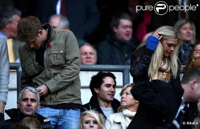 Le prince Harry et Chelsy Davy, c'est reparti ! Ils ont assisté ensemble à un match de rugby le 7 novembre 2009...