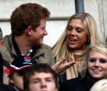 Le prince Harry et Chelsy Davy, c'est reparti ! Ils ont assisté ensemble à un match de rugby le 7 novembre 2009...