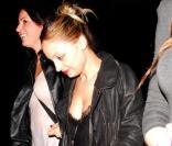 Nicole Richie arrive au concert de Jay-Z à Los Angeles le 8 novembre 2009