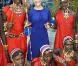 La princesse Victoria de Suède, en visite au Kenya, a procédé le mercredi 11 novembre 2009 à l'inauguration des nouveaux locaux de l'Export Council, à Nairobi, vêtue d'un élégant ensemble bleu saphir