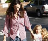 Jennifer Garner et sa fille Violet : journée shopping à Los Angeles, le 15/11/09