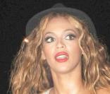 Beyoncé à la soirée de lancement de <i>Rated-R, </i>au Mahiki à Londres, le 16 novembre 2009