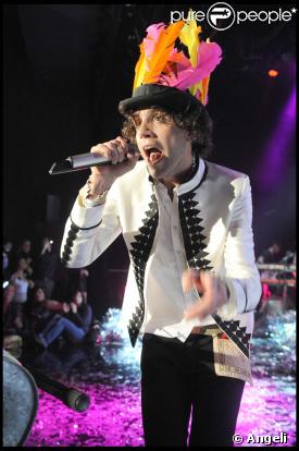 Mika à la télévision à Milan, le 9 novembre 2009.