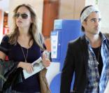 Colin Farrell et la belle Alicja Bachleda-Curus arrivent à l\'aéroport de Los Angeles, après un week-end romantique à Mexico, le 1er décembre 2009.