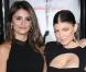Penélope Cruz et Fergie, à l'occasion de l'avant-première de  Nine , qui s'est tenue au Mann's Village Theatre de Los Angeles, le 9 décembre 2009.