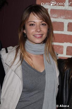 Dounia Coesens