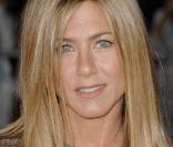 La ravissante Jennifer Aniston remettra un prix lors de la soirée des Golden Globes qui se tiendra le 17 janvier 2010 à Los Angeles.