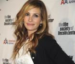 La belle Julia Roberts remettra un prix lors de la soirée des Golden Globes qui se tiendra le 17 janvier 2010 à Los Angeles.
