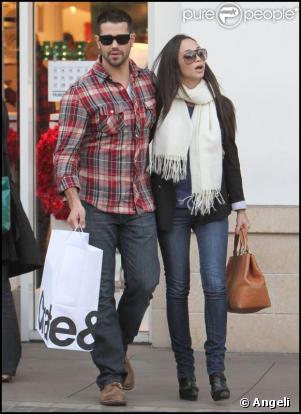 Jesse Metcalfe et sa girlfriend Nadine Vinzens à Los Angeles.