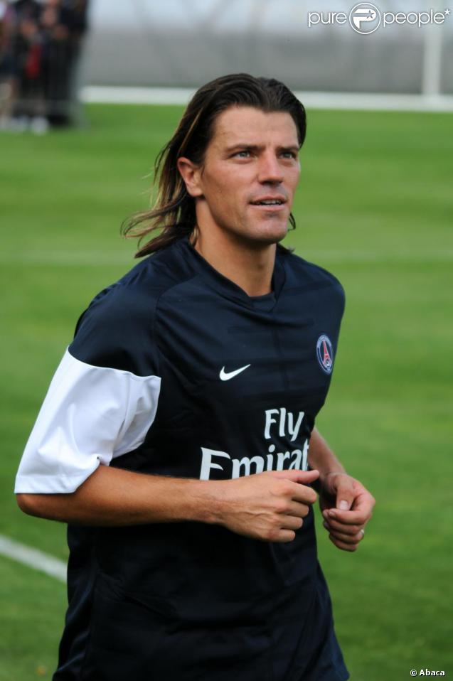Grégory Coupet, le beau gardien du PSG est le second footballeur avec qui vous souhaitez faire votre vie mesdames ! 