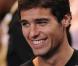 Ah le beau Yoann Gourcuff, avec son charme ravageur, 90% des Françaises voudraient bien passer une saison avec lui...
