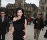 Défilé Vuitton : the place to be pour les people...