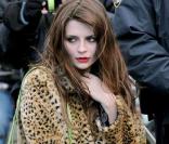Mischa Barton sur le tournage de Law & Order à New York le 18/01/10