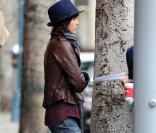 Jessica Alba dans les rues de Los Angeles avec un look improbable !