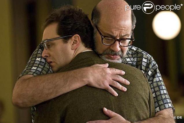 Des images de  A serious man.  