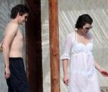 Milla Jovoviche et son mari Paul Anderson se détendent en vacances à Los Cabos au Mexique le 5 janvier 2010