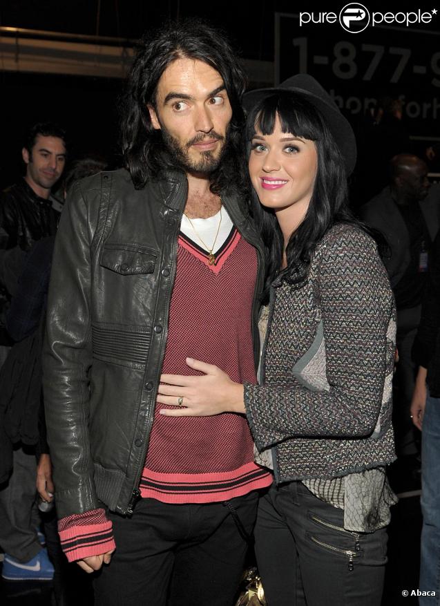 Russell Brand et Katy Perry à Los Angeles pendant le Téléthon pour Haïti organisé le 22 janvier par George Clooney et Wyclef Jean.